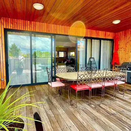 Maison Avec Piscine A 10 Min Du Centre De Bordeaux Villa Begles