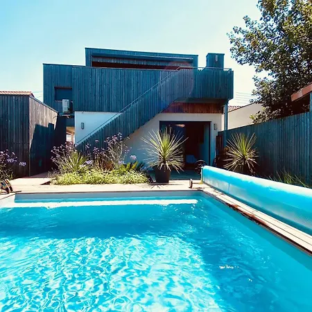 וילה Maison Avec Piscine A 10 Min Du Centre De Bordeaux בגלס