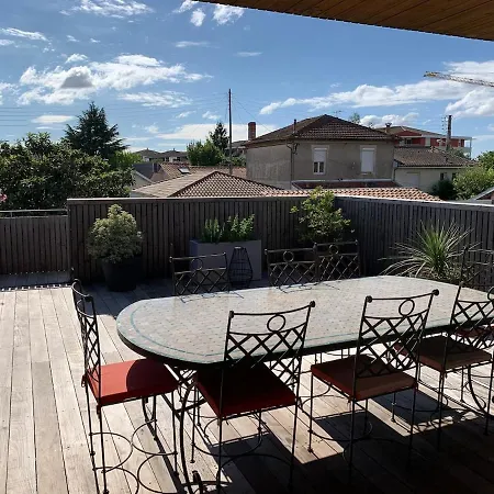 Maison Avec Piscine A 10 Min Du Centre De Bordeaux Villa