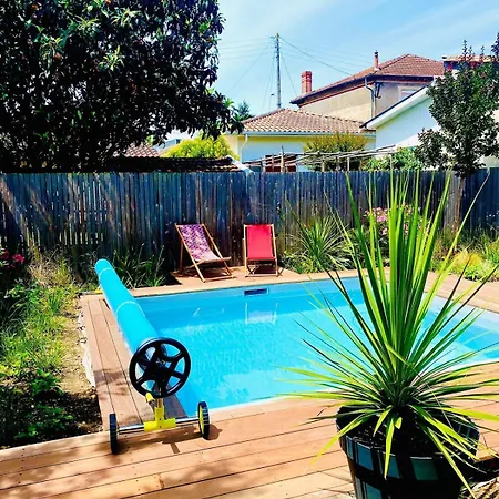 Maison Avec Piscine A 10 Min Du Centre De Bordeaux * בגלס